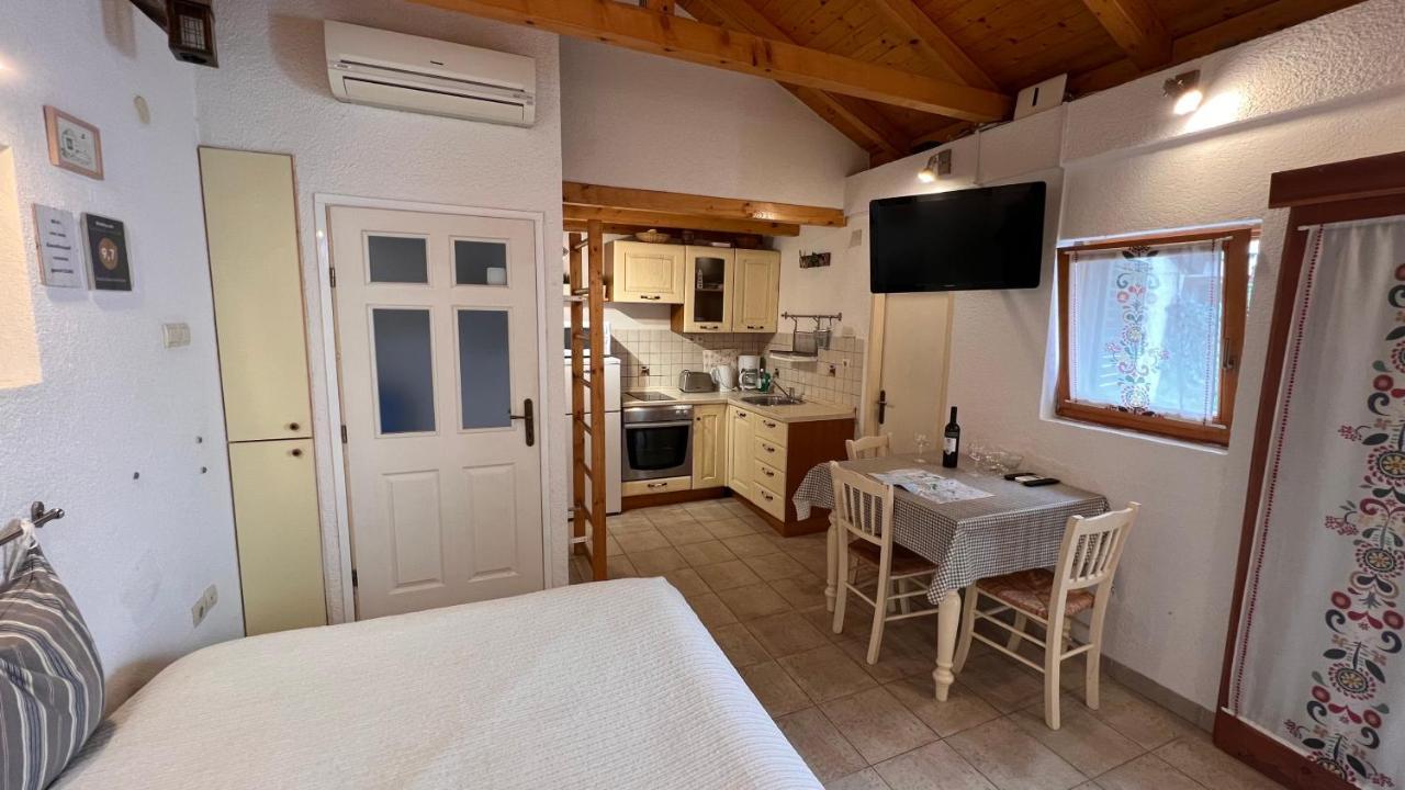 Studio Apartment Karlo Spalato Esterno foto